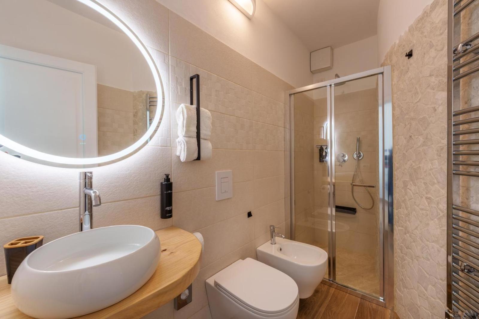Dome House Hotell Olbia Exteriör bild
