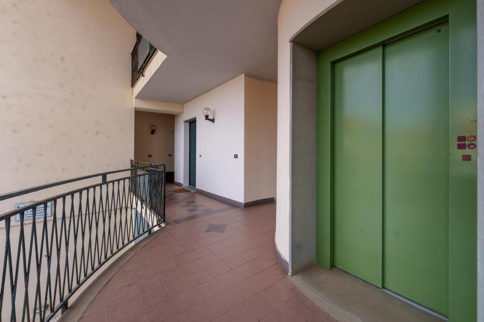 Dome House Hotell Olbia Exteriör bild